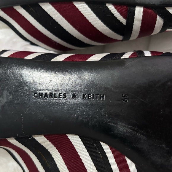 CHARLES & KEITH Women’s Multicolored Grosgrain Mules - Picture 9 of 10